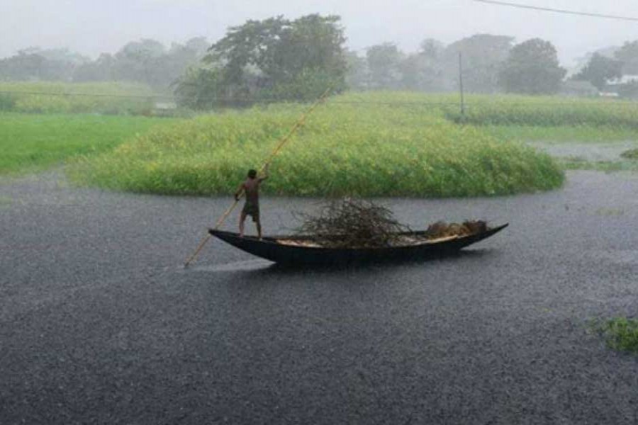Heavy rain, not Farakka, causing floods: Official