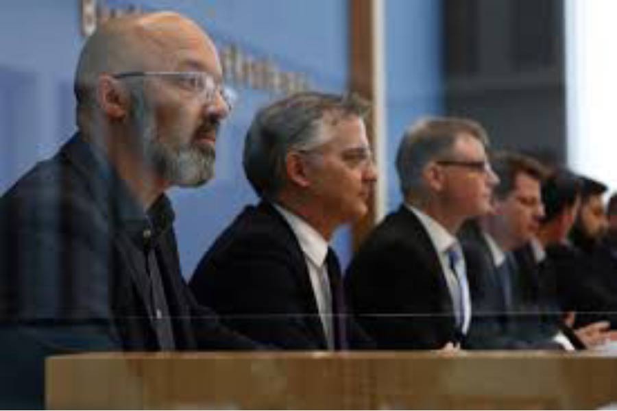 German institutes slash  GDP growth forecasts