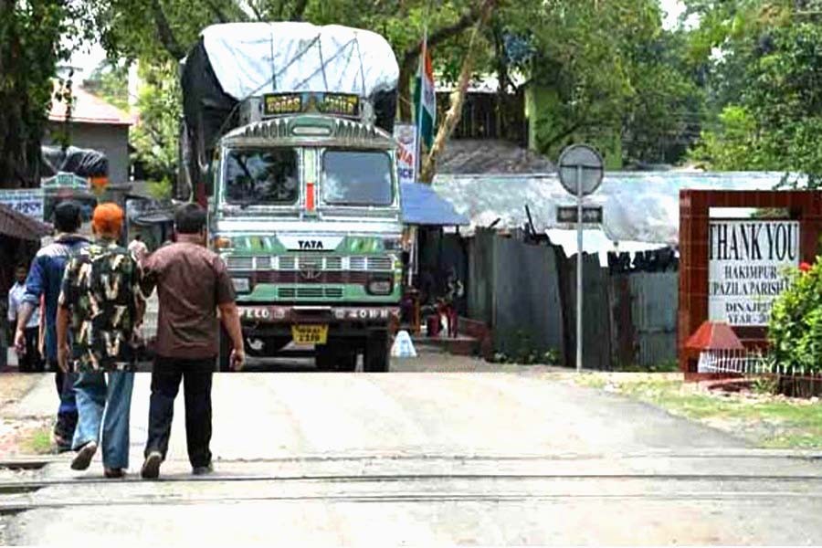 Hili land port to remain shut for seven days