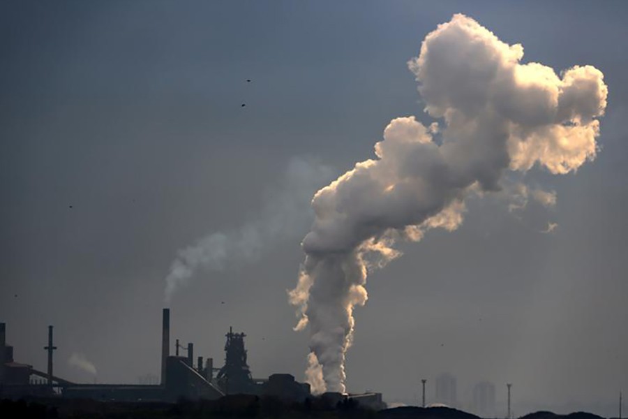 'Introduction of carbon tax necessary for addressing climate change'