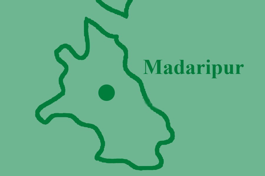 Lightning strikes kill three in Madaripur