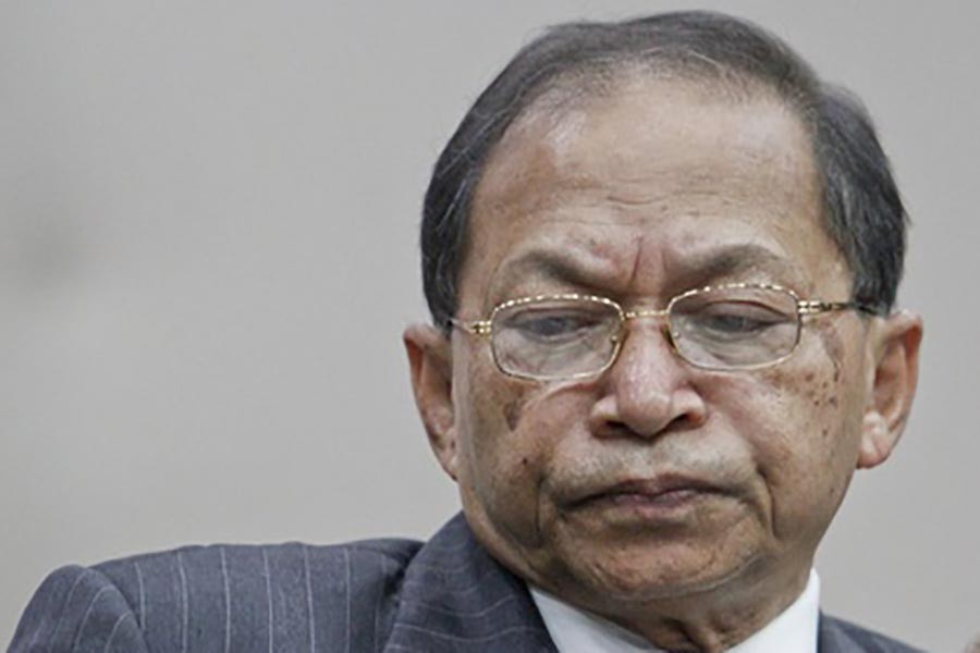 Probe report in graft case against SK Sinha on Dec 5