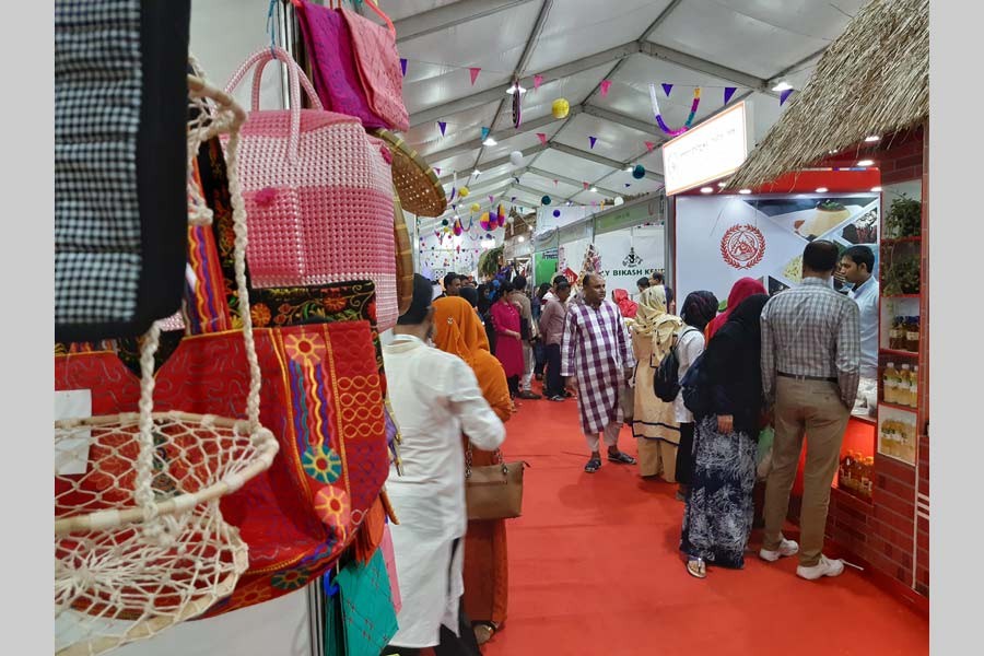 Development fair attracted huge crowd on Friday