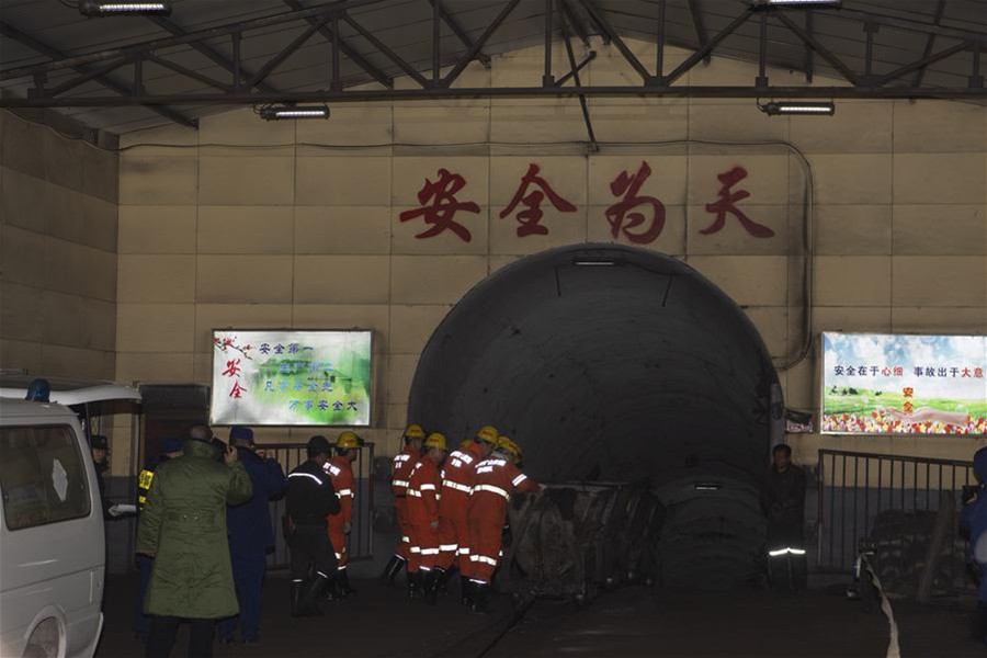 China coal mine blast claims lives of 15