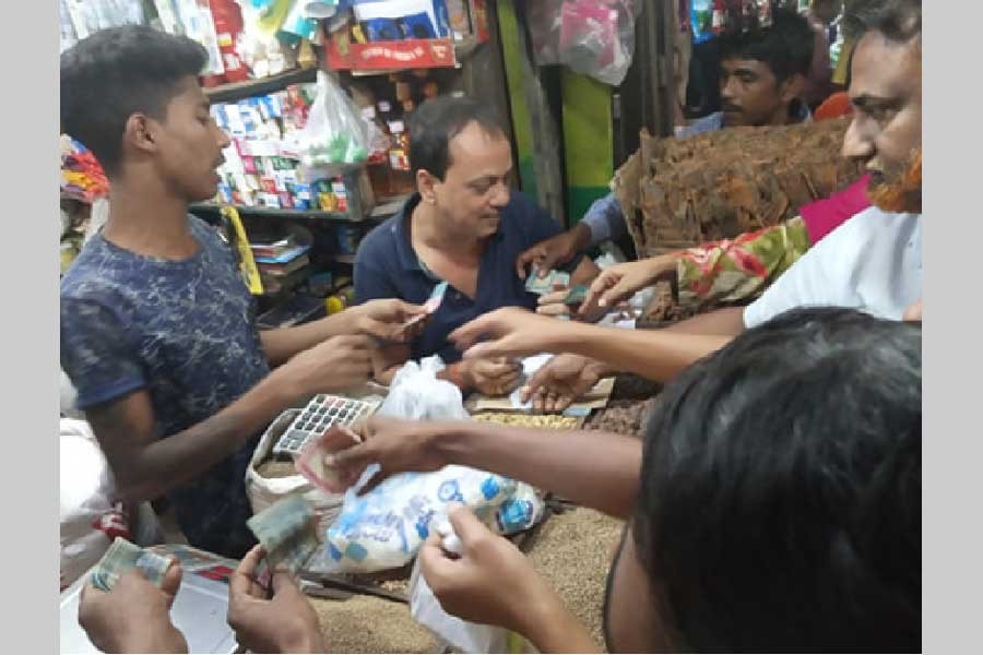 Stern legal actions against salt price hike rumours: Govt