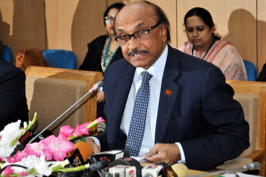 BB governor stresses capacity dev to cope with banking challenges