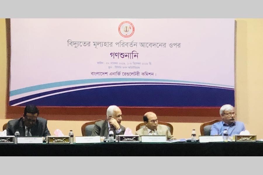 DPDC, DESCO for raising retail power tariff by 5.0pc