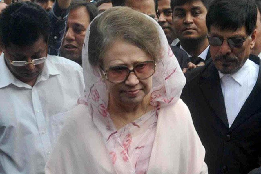 Khaleda’s bail hearing deferred until Dec 12