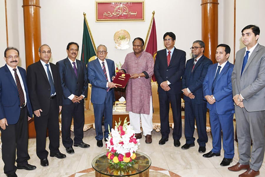 Prevent unhealthy competition in market: President