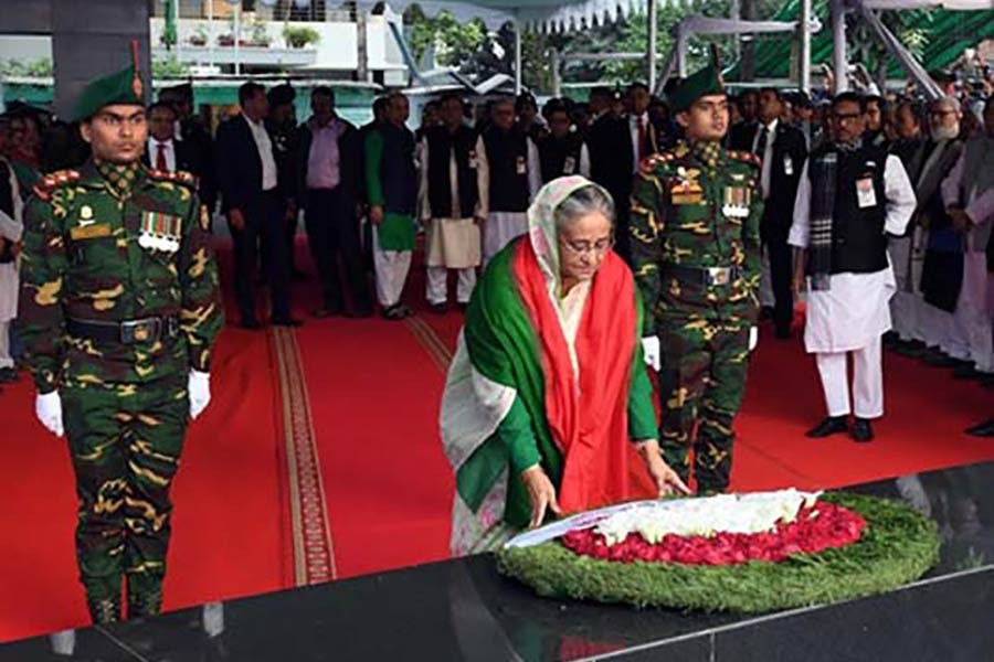 PM pays homage to Bangabandhu