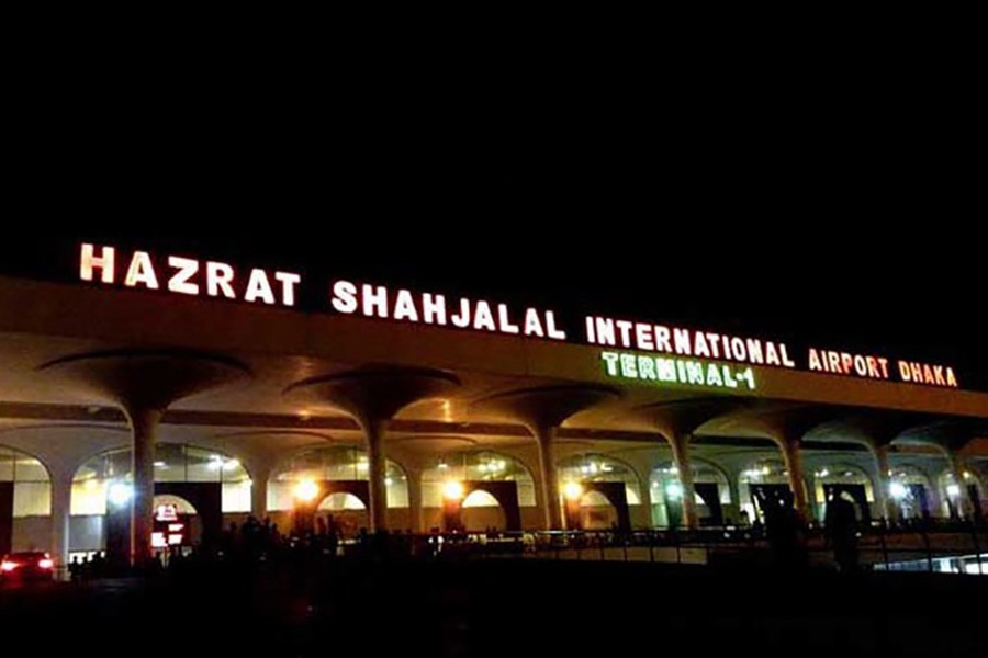 Dense fog disrupts flights in Dhaka airport