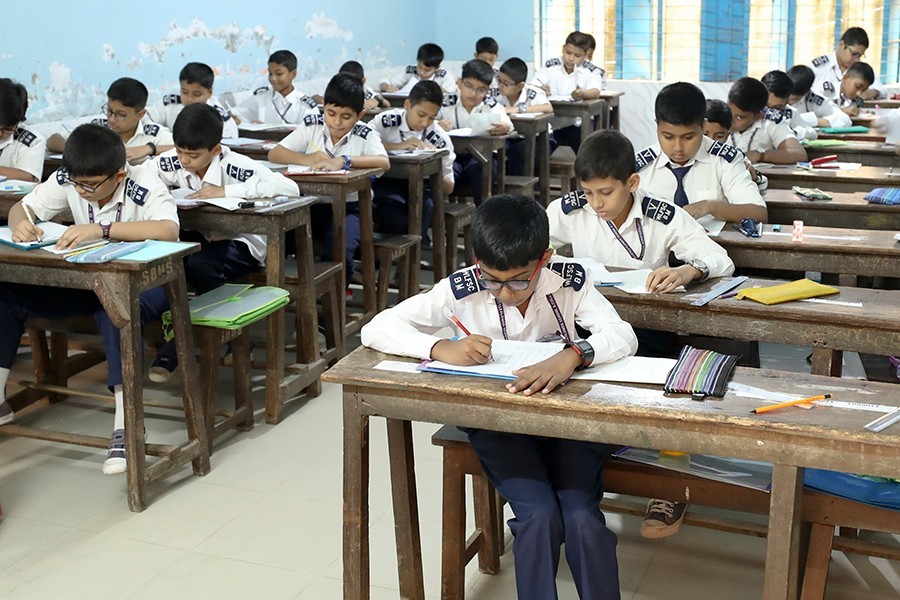 Govt announces dates for retaking PEC exams