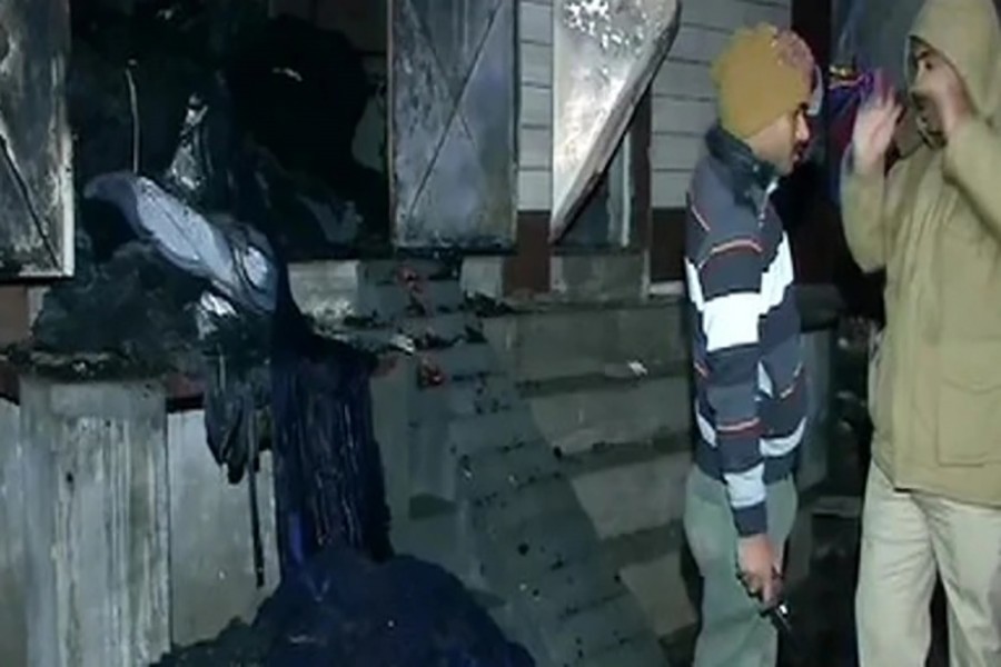 Delhi building fire claims lives of nine