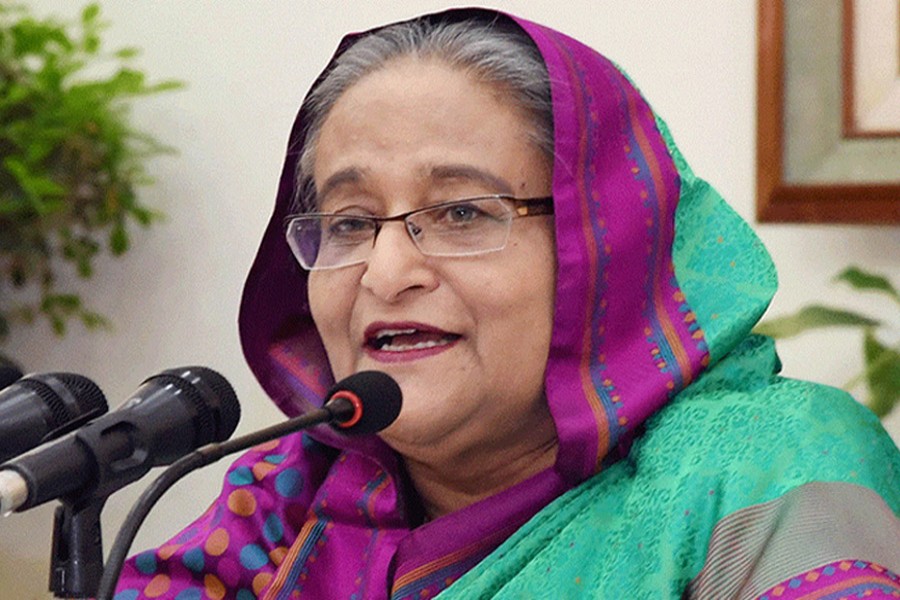 Flouters of airport rules to face travel restrictions, PM warns