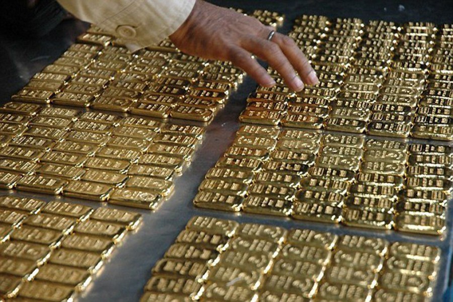64 kg gold seized at Dhaka airport