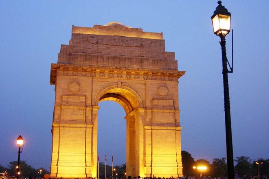 Bangladeshis top visitors in India in 2019