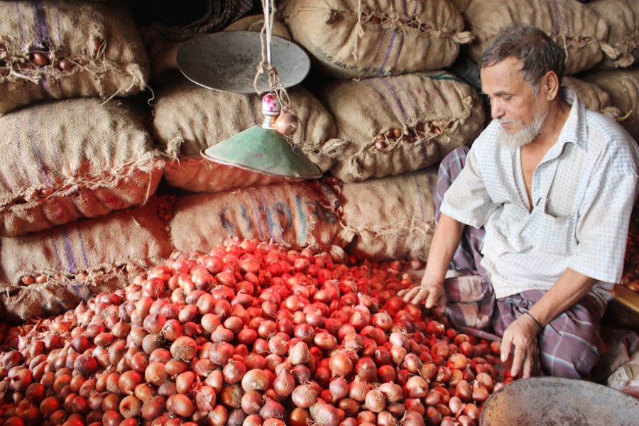 Onion prices decline in city markets