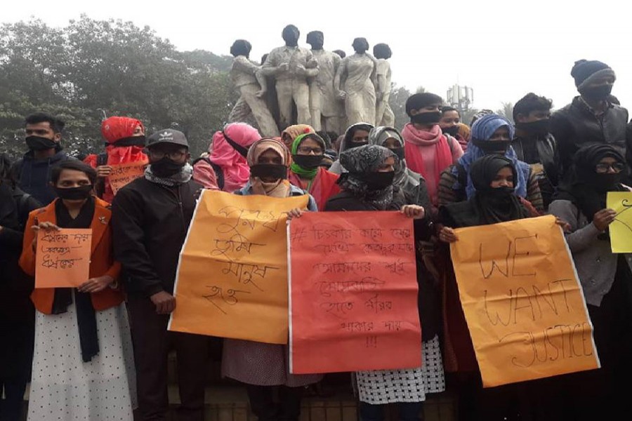 Rape of DU student: Students demand capital punishment of rapist