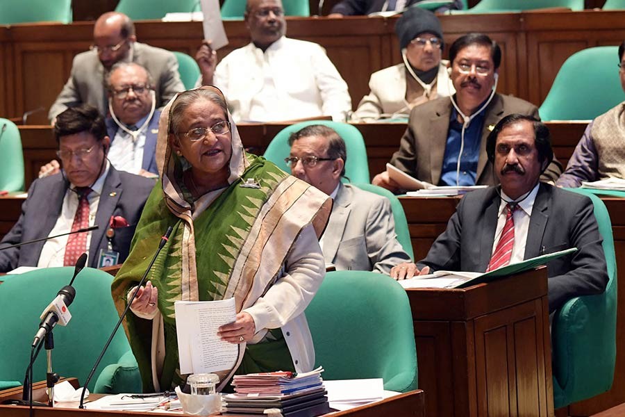 Keep youths away from narcotics: PM