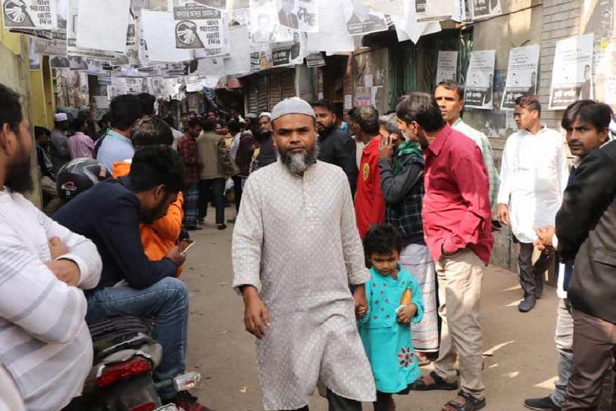 Voting ends in city elections amid 'low turnout'