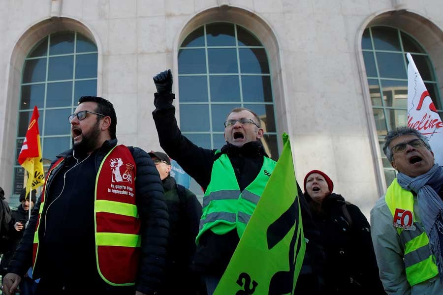 The battle for French pension reform