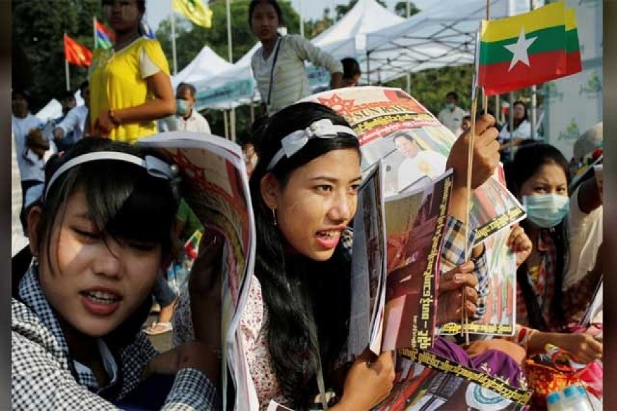 Myanmar nationalists hold pro-military rally