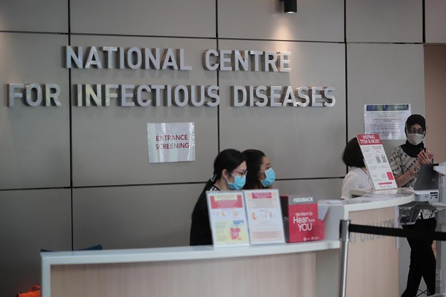 Virus-infected Bangladeshi in ‘critical state’ in Singapore: FM