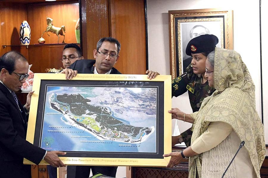 Don't construct high-rise buildings along sea in Cox’s Bazar: PM