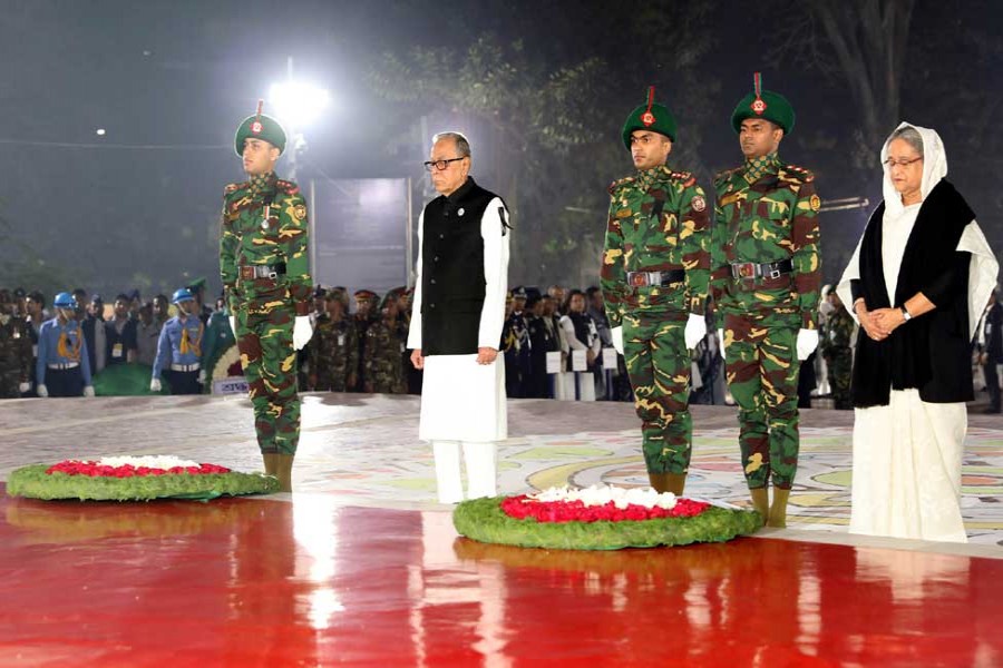 Nation paying tributes to Language martyrs
