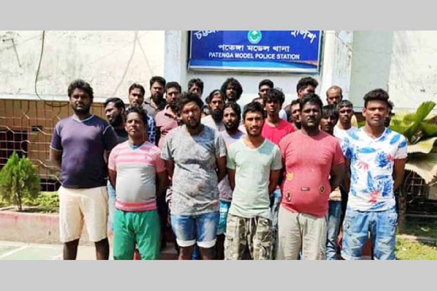 24 Sri Lankan fishermen held in Bay