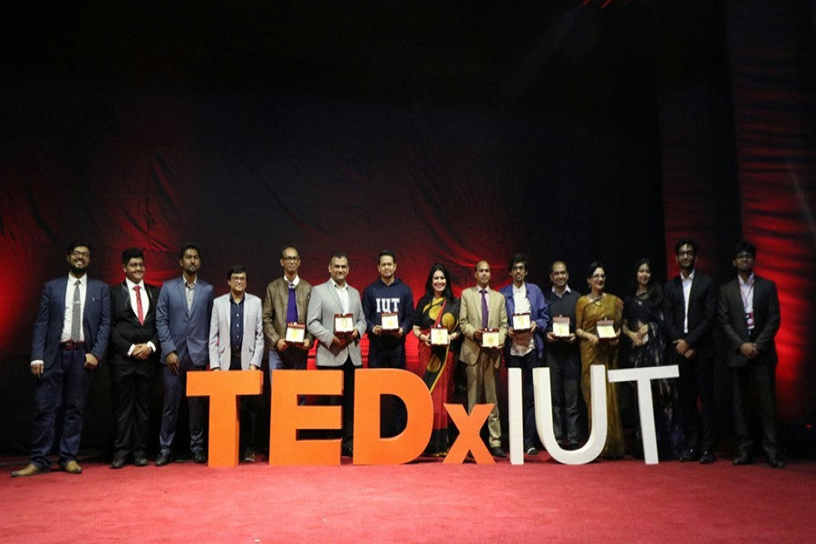 The dignitaries along with the organising team at TEDx at Islamic University of Technology (IUT)