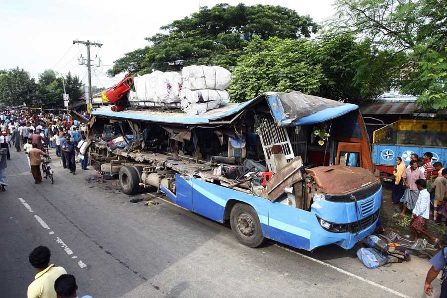 Road accidents kill 1,027 in Jan, Feb