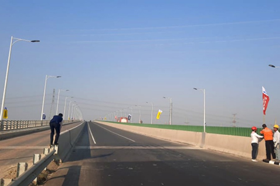 PM to open country’s first-ever expressway Thursday