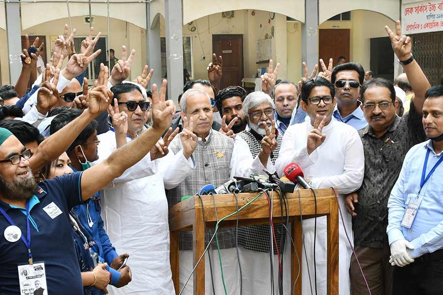 AL candidate wins Dhaka-10 by-election, turnout 5.28pc