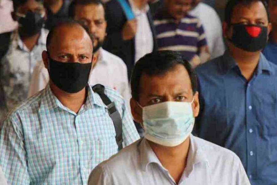 17 among 860 Chowgachha returnees in home quarantine