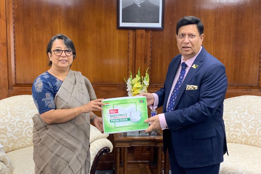 BD receives Indian assistance in fighting coronavirus