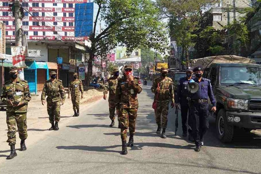Govt asks law enforcers not to do excess amid complaints of harassment