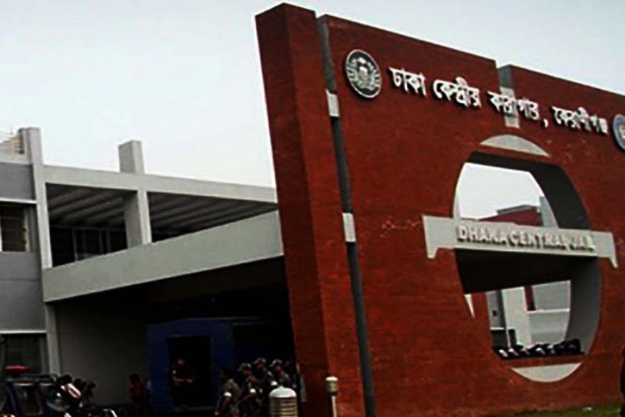 Govt plans to free 3,000 prisoners amid virus fears