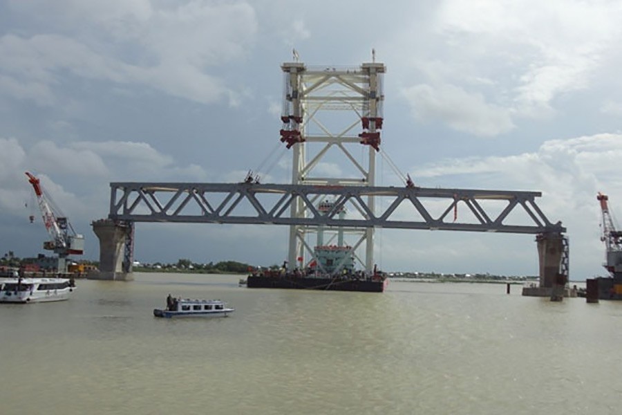 Padma Bridge’s 28th span installed; 4.2 km now visible