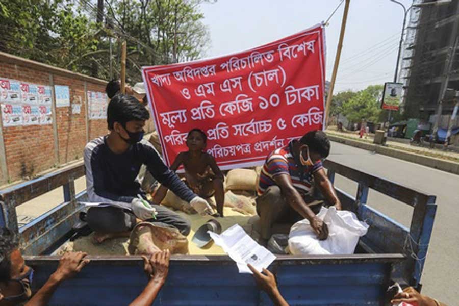 Govt to crack down on illegal sale of OMS rice