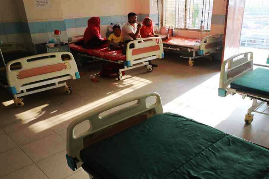Doctor, 10 others test positive for COVID-19 in Ctg