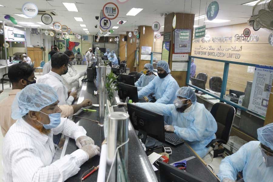 COVID-19 positive bankers to get health insurance