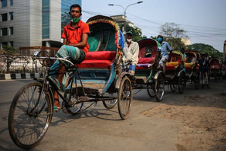 Daily income of poor falls by 76pc: Survey