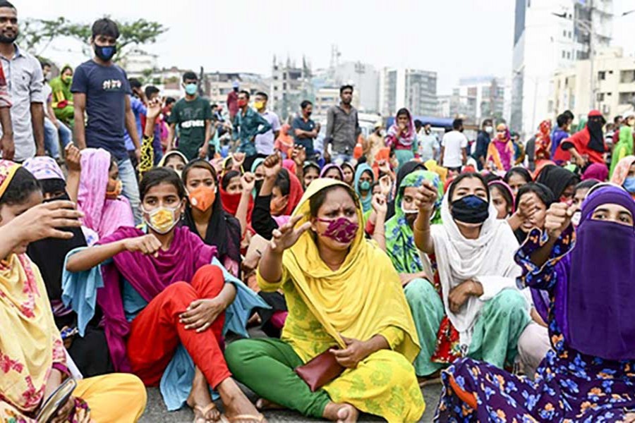 370 factories fail to pay workers within deadline