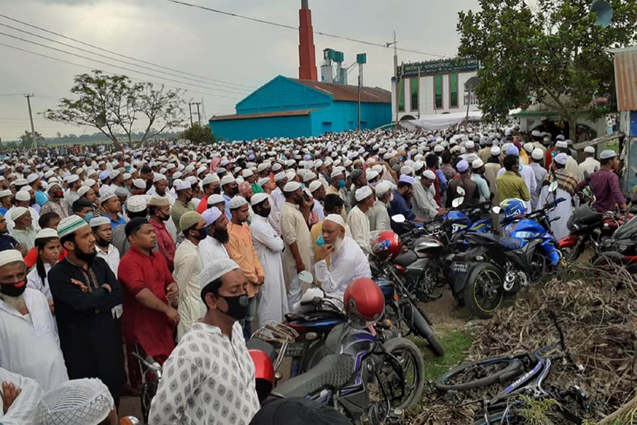 Probe body formed over Brahmanbaria gathering