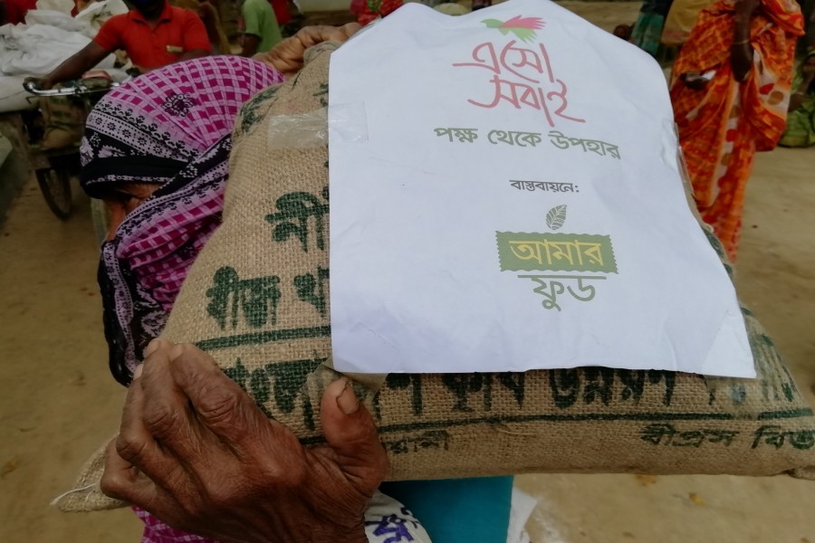 Amar Foods teams up with Esho Sobai to combat food crisis