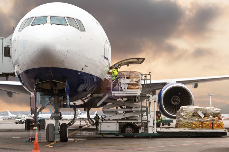 Storage fees of air cargos lifted