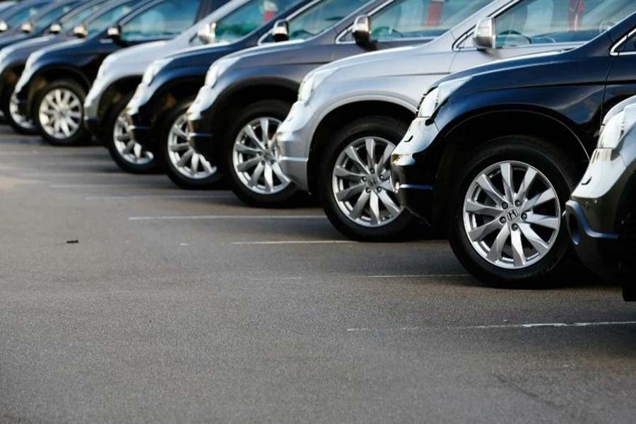 UK new car sales slip to lowest level since 1946