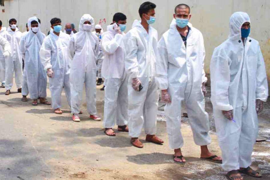 13 more die of COVID-19