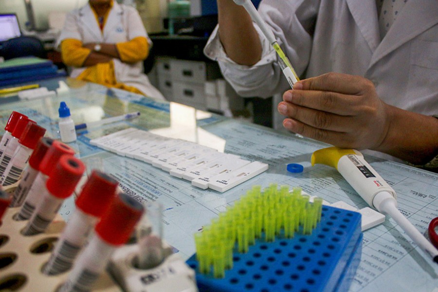 DGHS advises to test dengue of patients with COVID-19 symptoms
